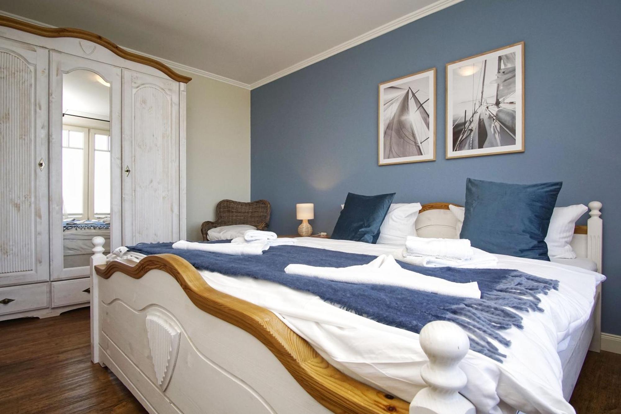 Ferienwohnung Mit Traumhaftem Meerblick - Haus Am Meer Fewo 02 Lohme Eksteriør billede