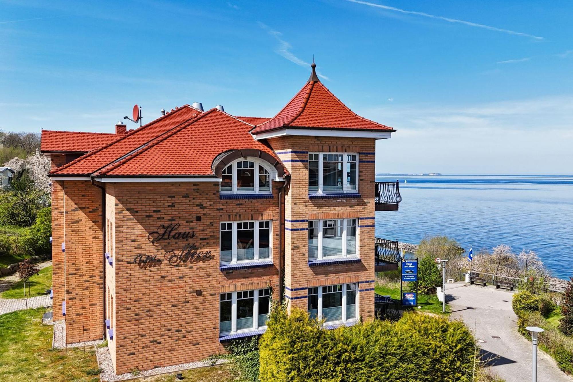 Ferienwohnung Mit Traumhaftem Meerblick - Haus Am Meer Fewo 02 Lohme Eksteriør billede